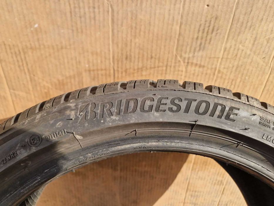 1 Bridgestone R18 225/40
Зимна гума
DOT2123