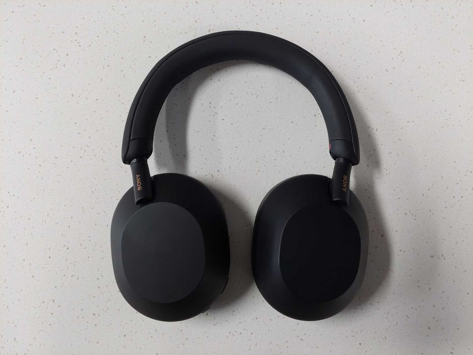 Sony WH-1000XM5 - слушалки