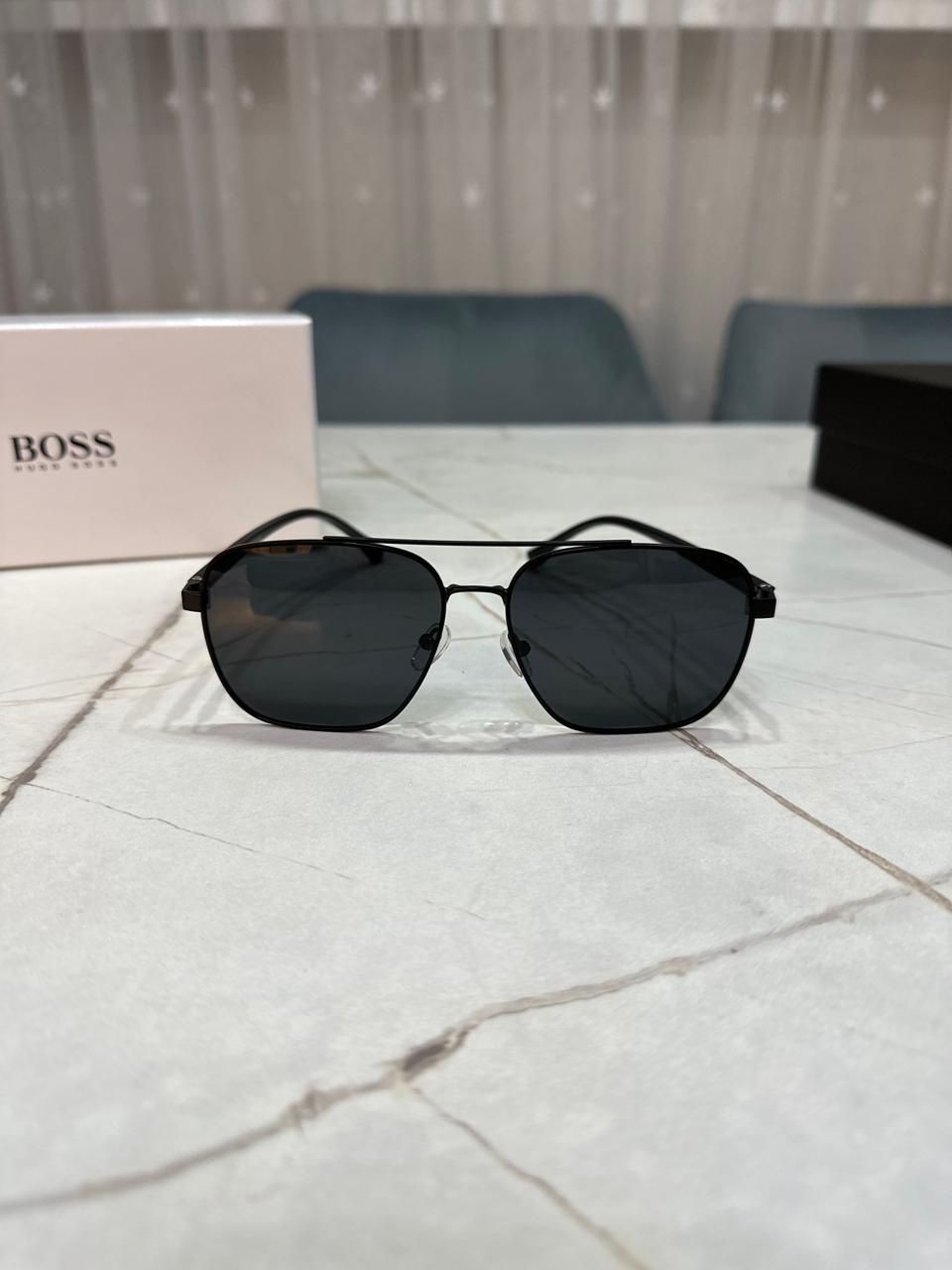 Солнцезащитные Очки Hugo Boss, Louis Vuitton