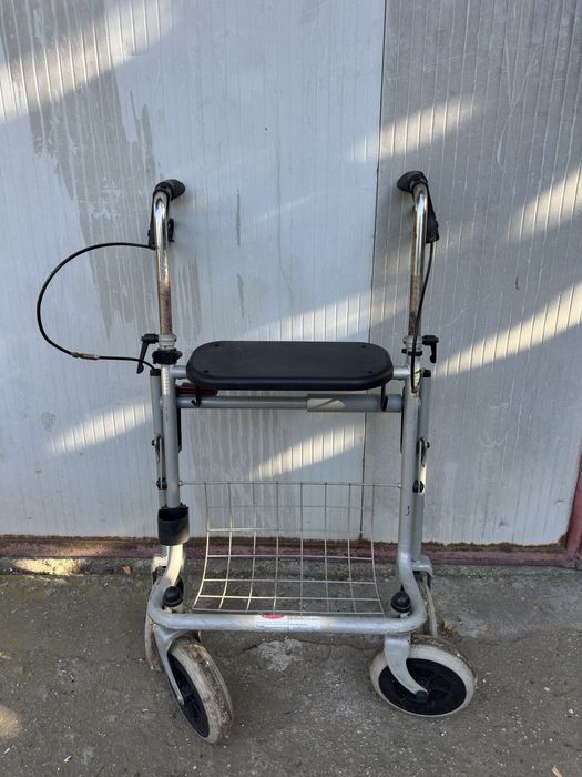 Rolator cu 4 roti