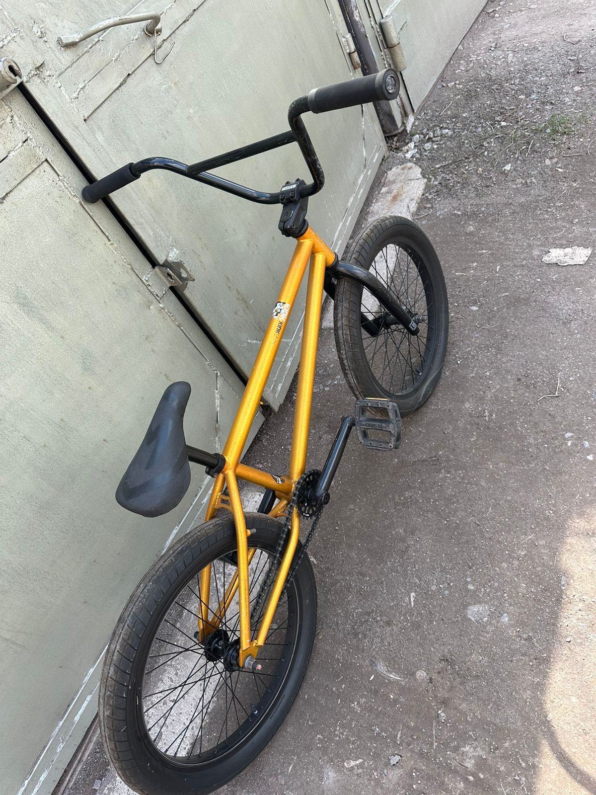 Велосипед BMX KINK Curb 2021 20 оранжевый