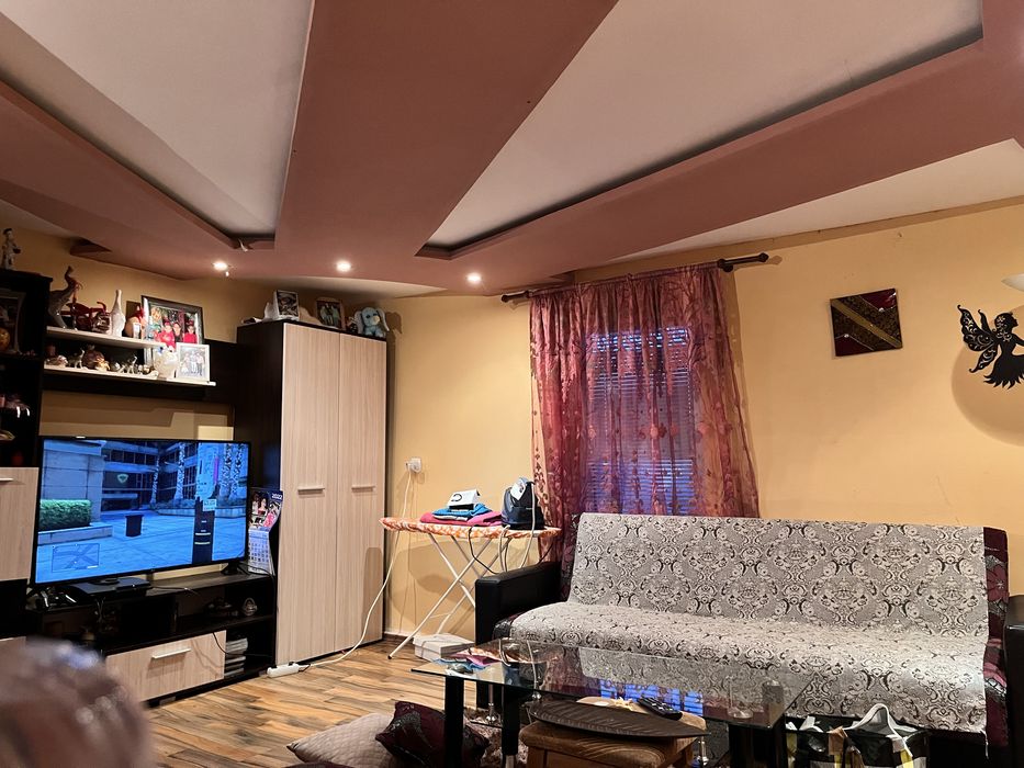 Къща с голям двор – с. Есеница, Варна