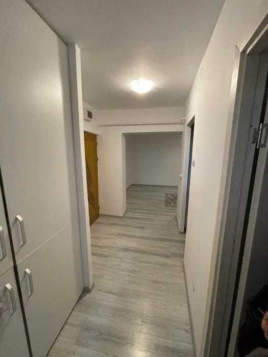 Inchiriez apartament 2 camere in Galati