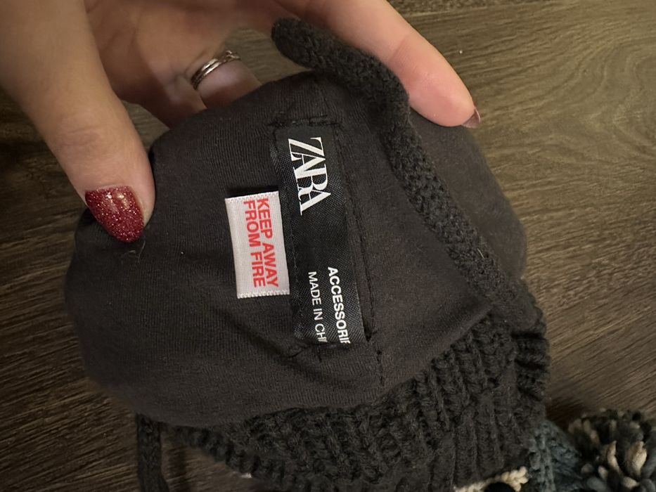Зимна шапка и ръкавици Zara 1-3 години