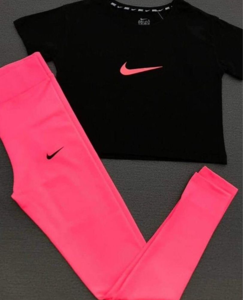 Спортен комплект Nike