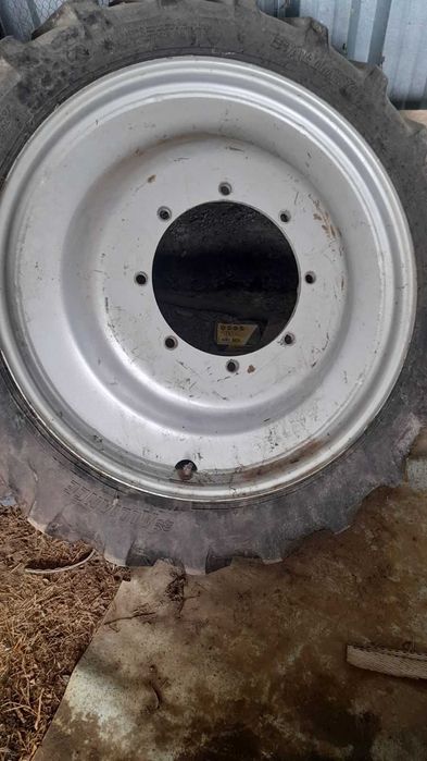 Тесни Гуми за трактор с джанти ALLIANCE  за окопаване-предни и задни