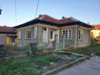 Продава къща град Исперих