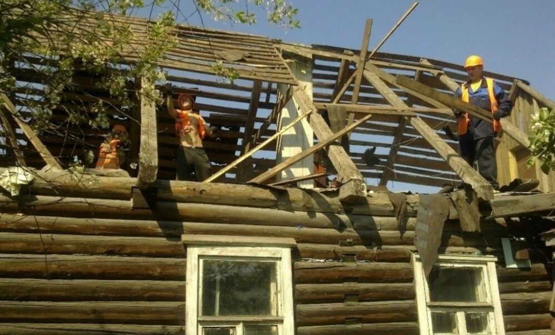 Демонтаж зданий ,домов ,складов
