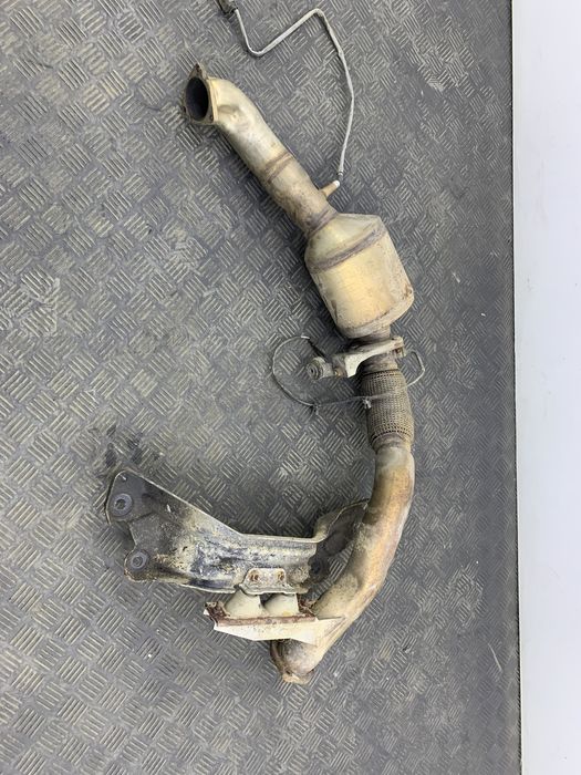Dezmembrez Catalizator de pe Audi A6 C6 2004-2009