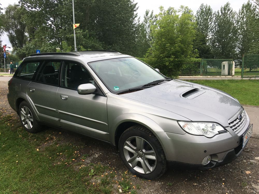 Vând Subaru Outback 2009