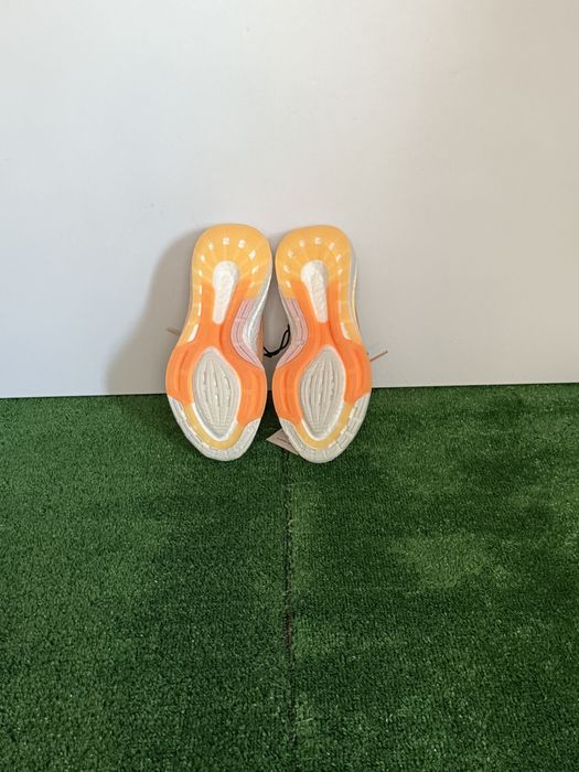 Adidas Ultraboost 22 W