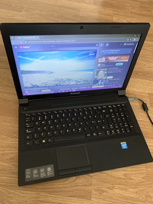 Laptop Lenovo Display 15,6 led,Windows 10,500gb m,functional cu incarc