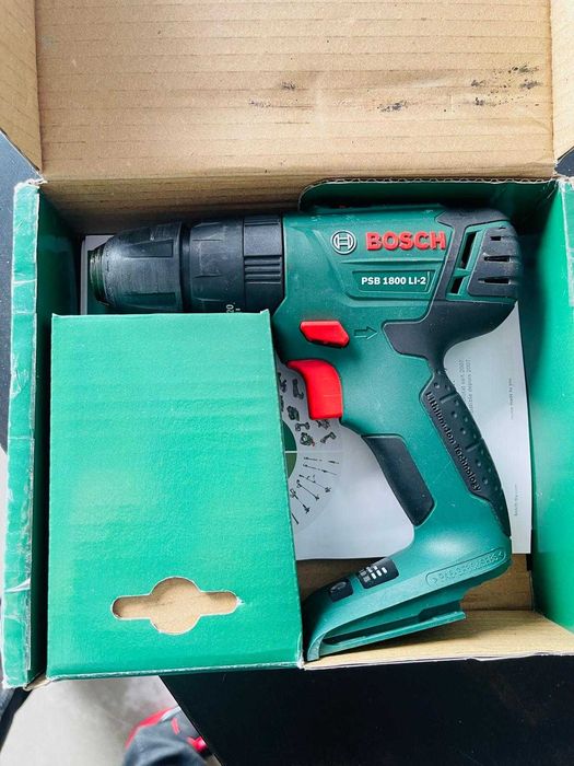 Filetanta cu percuție Bosch EasyImpact 18V-40, fără fir