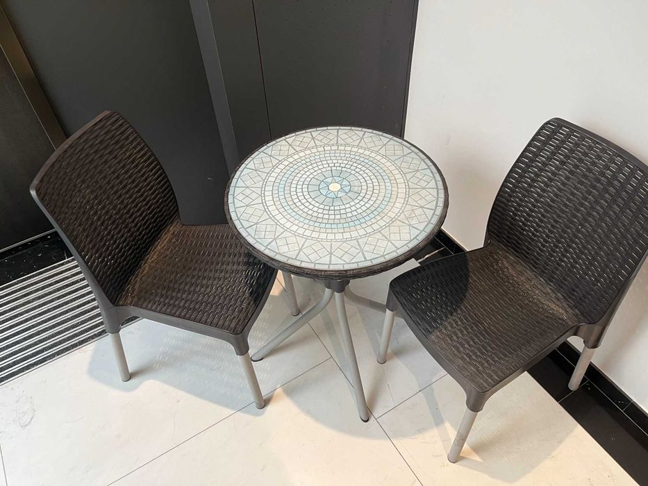 Masa cu scaune terasa