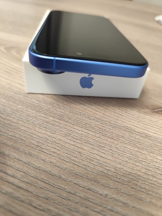 IPhone 16 128 GB Нов Телефон.