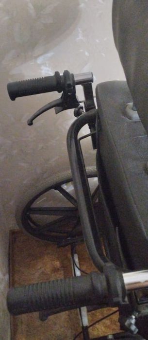 Инвалидная коляска