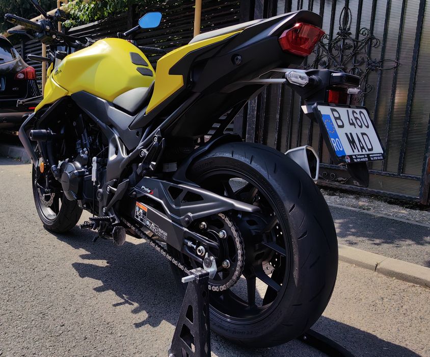 Honda CB 750 Hornet - garantie + accesorii