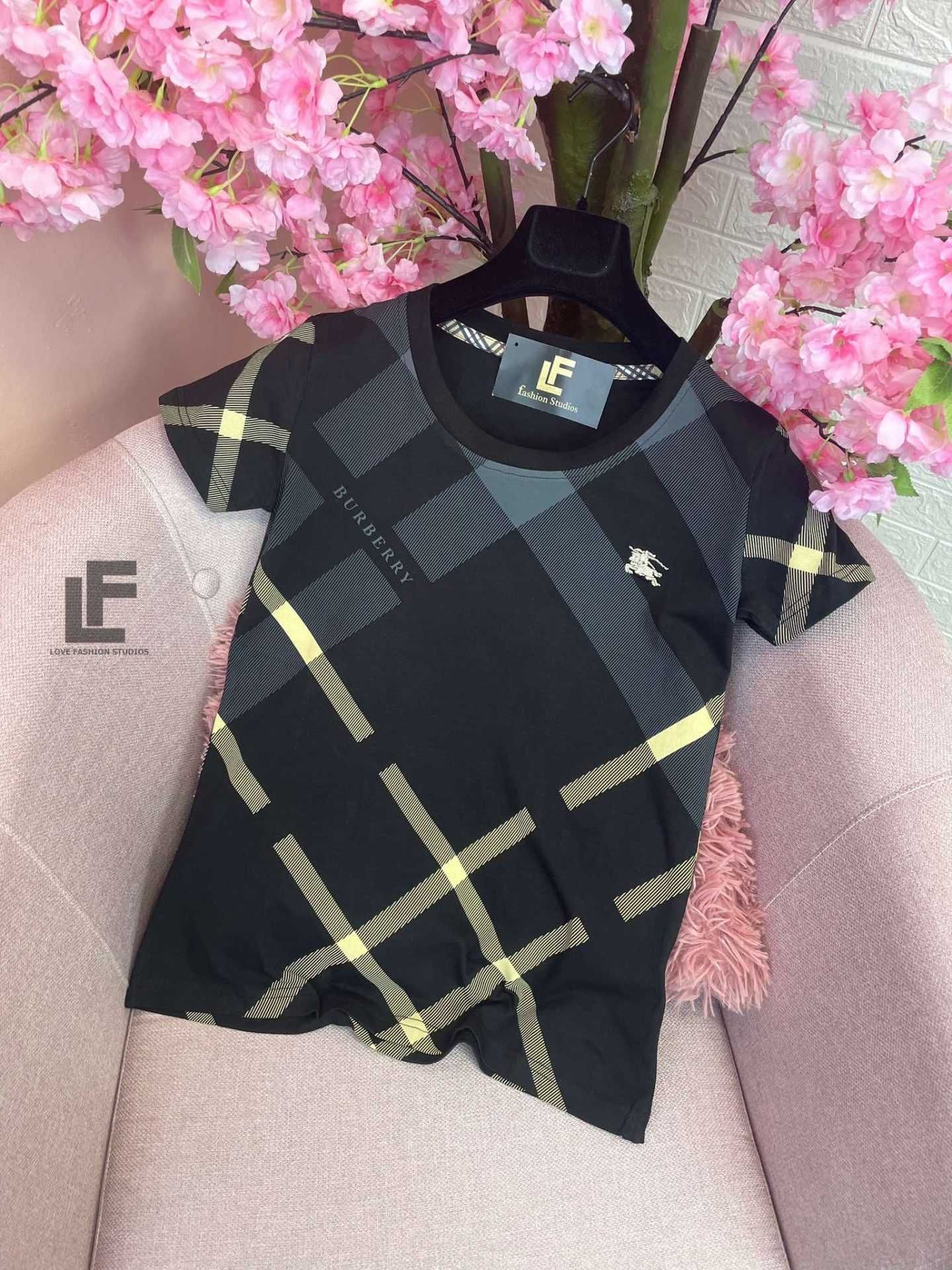 НОВО! Тениски Miu Miu, Loewe, Liu Jo