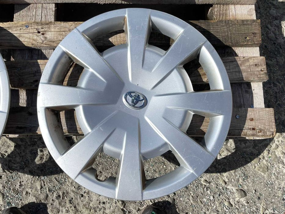 16 цола Тасове Toyota Avensis Corolla  Оригинални