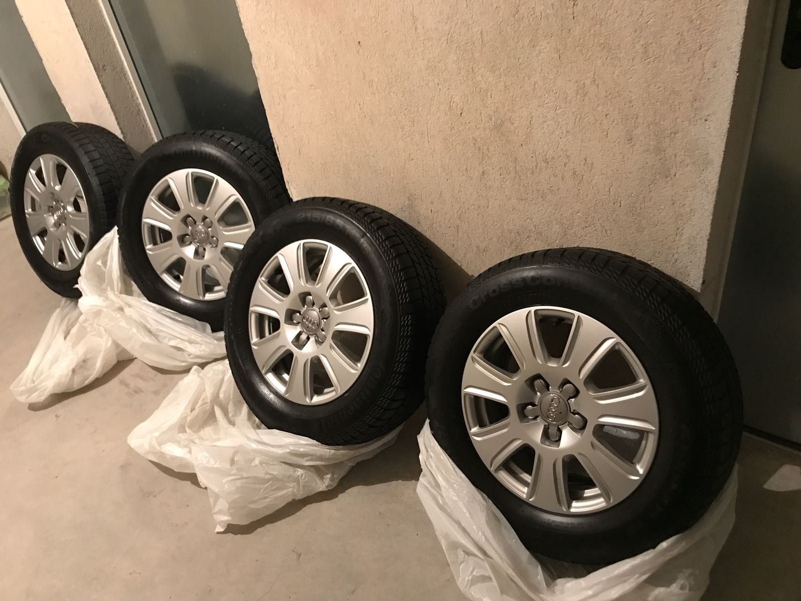 Гуми и оригинални джанти AUDI Q3 Q5 A3 A6 Continental зимни