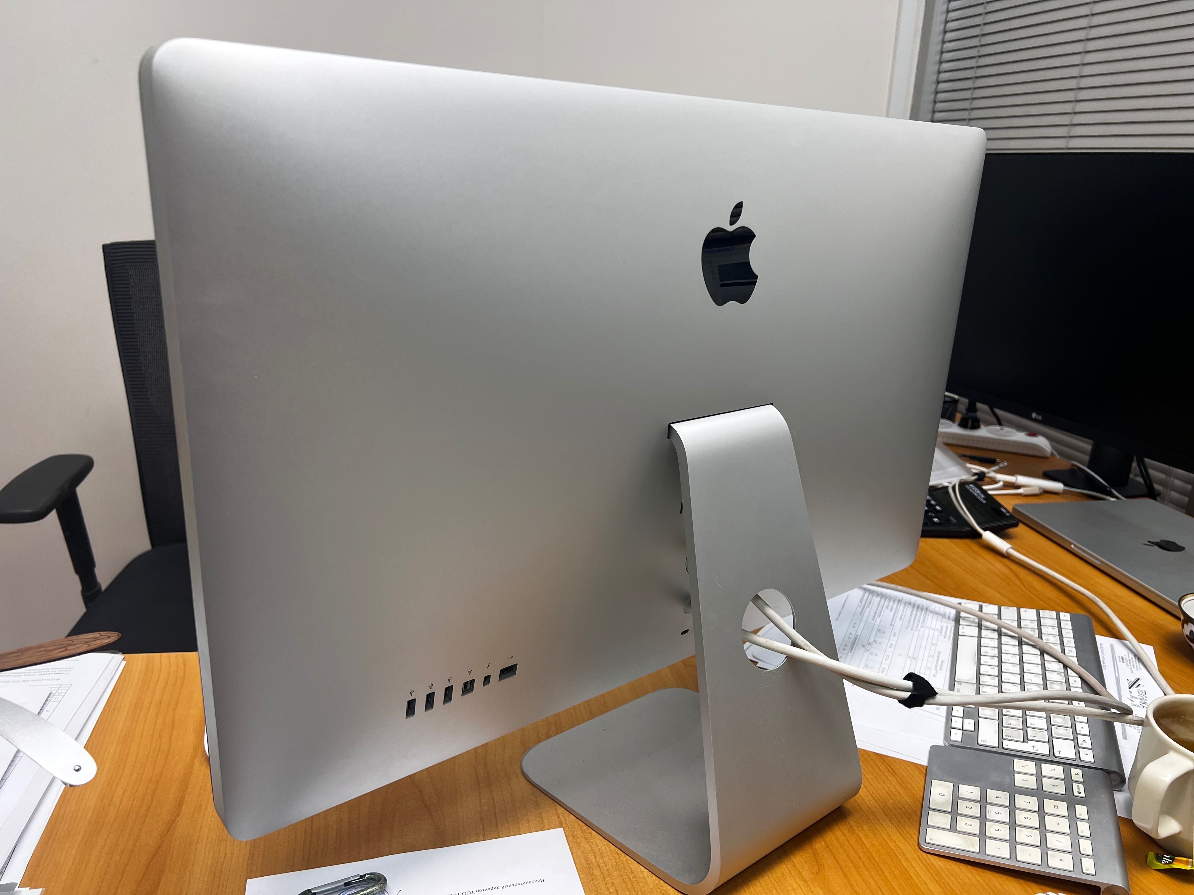 Apple thunderbolt display 27