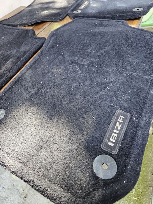 Стелки оригинални Seat Ibiza 2008-2017