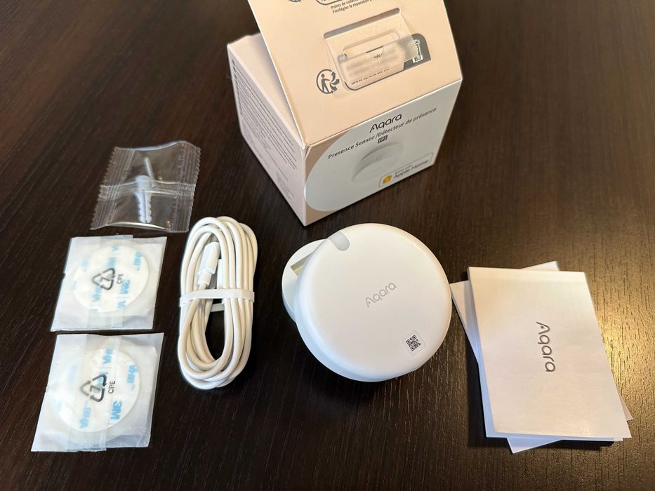 Senzor de prezenta Aqara FP2, WiFi, HomeKit