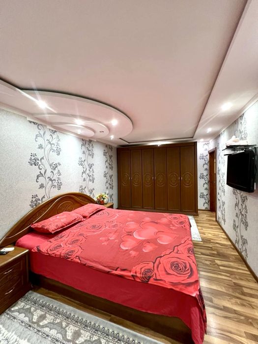 Гагарина,Сдаётся 3х комнатная Люкс.8-Март