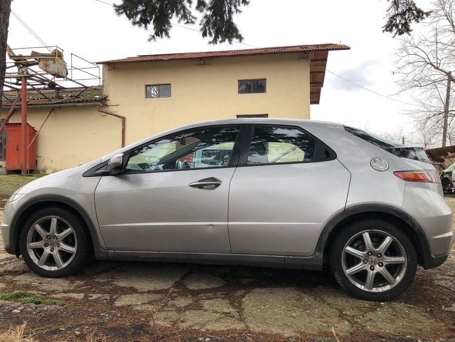 Dezmembrez Honda Civic 2.2 C-DTI 2008