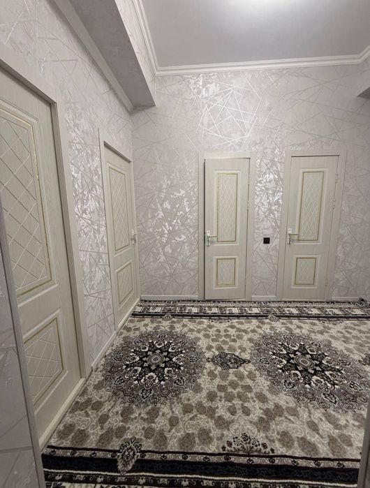 2 xonali kvartira sotiladi