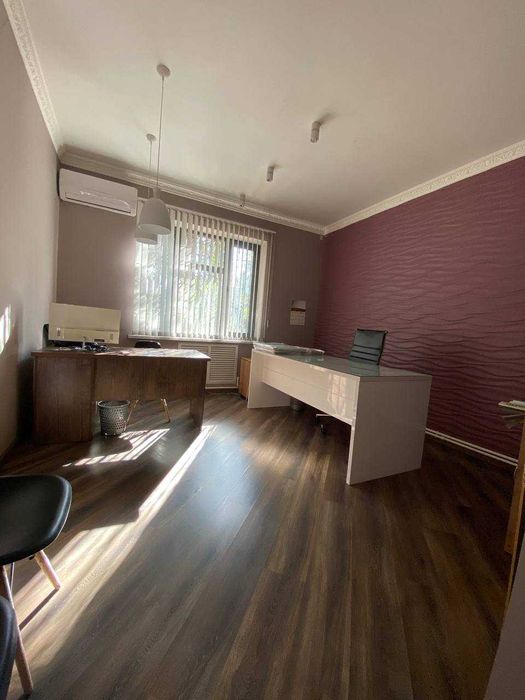 Аренда Офиса в Центре! Глинка! 1 линия! 264 м2 -7 кабинетов. 15$- 1м2