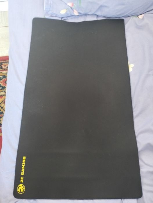 Продам очень большой коврик для мыши длина 100см ширина 50см