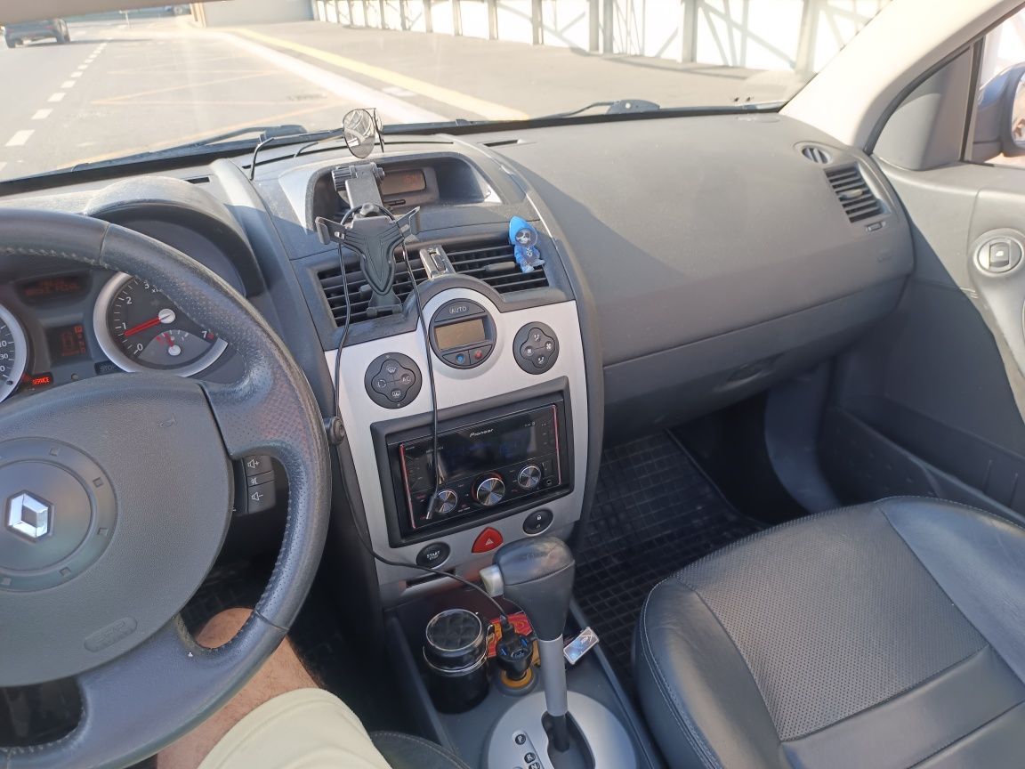 Renault Megane 2 automată GPL