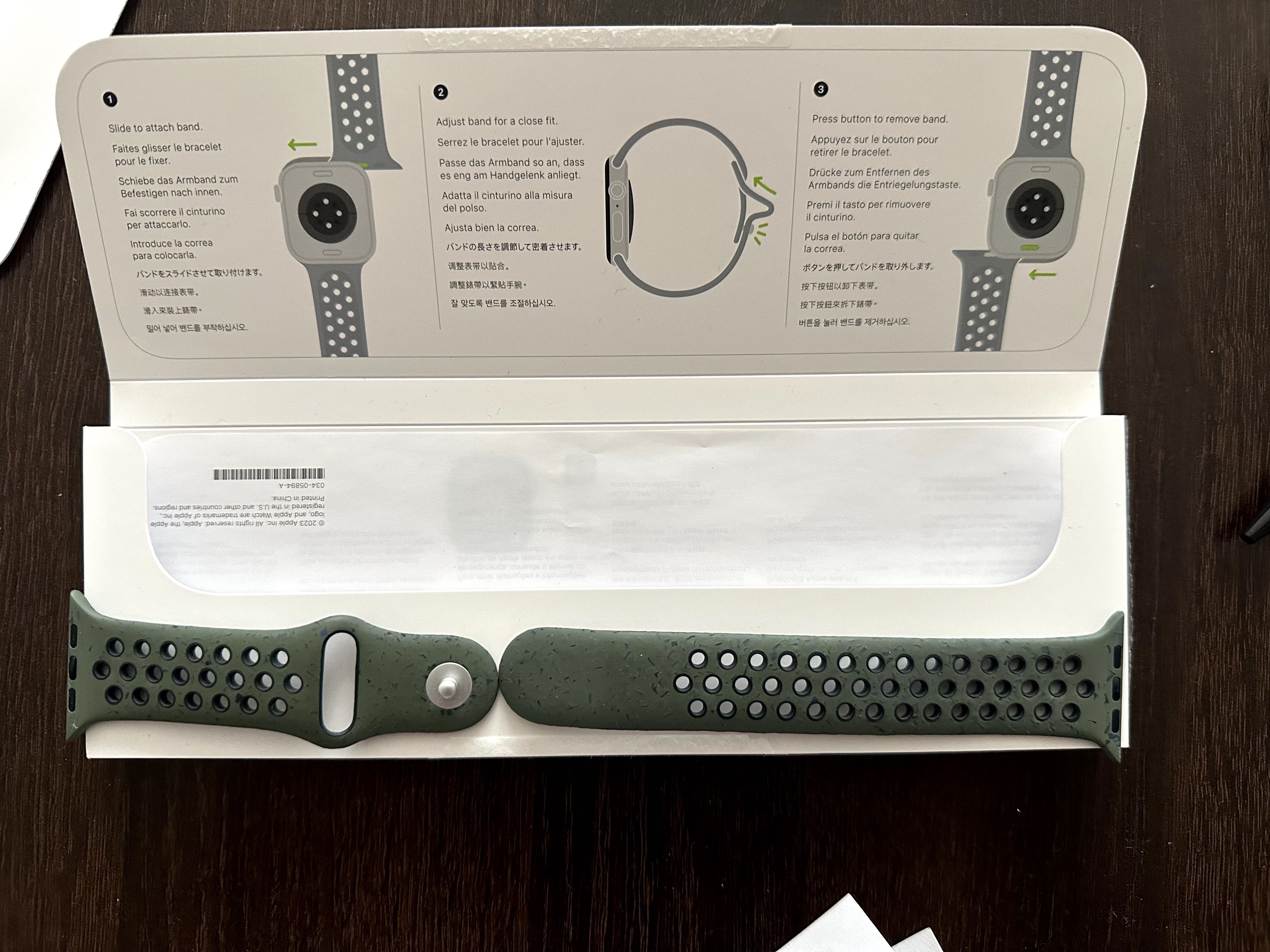 Apple Watch SE - 44mm (GPS + Cellular) (2nd Generation) 2024