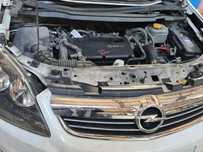 Radiator apa Opel Astra H GTC 1.6i A16XNT