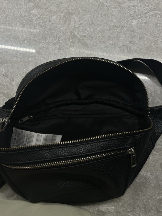 Borseta neagra imitatie piele