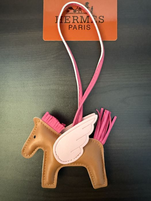 Hermes аксесоар за чанта от ест.кожа