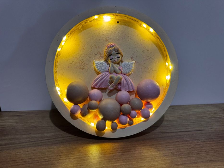 Детска лампа “Спящо ангелче”