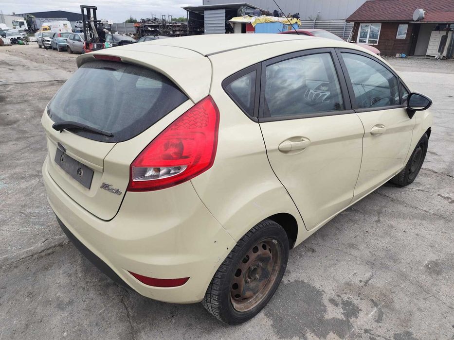 Ford Fiesta 1.2 - 60к.с - 20009г. на части