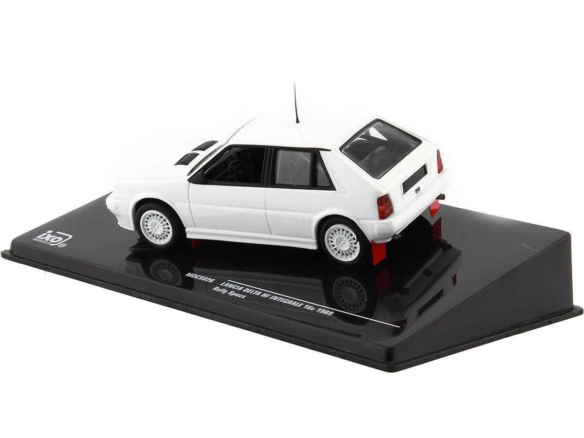 Macheta 1989 Lancia Delta HF 4WD Plain Body Version iXO 1:43