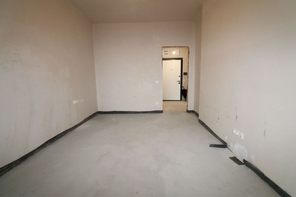 Продава се Двустаен апартамент в София, Център - 72 кв.м за 2348 €/кв.м - Снимка #2