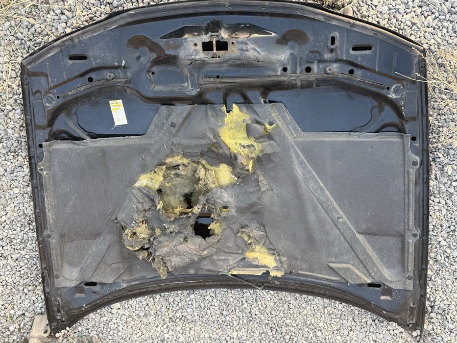 Мазда 626 кронс капот