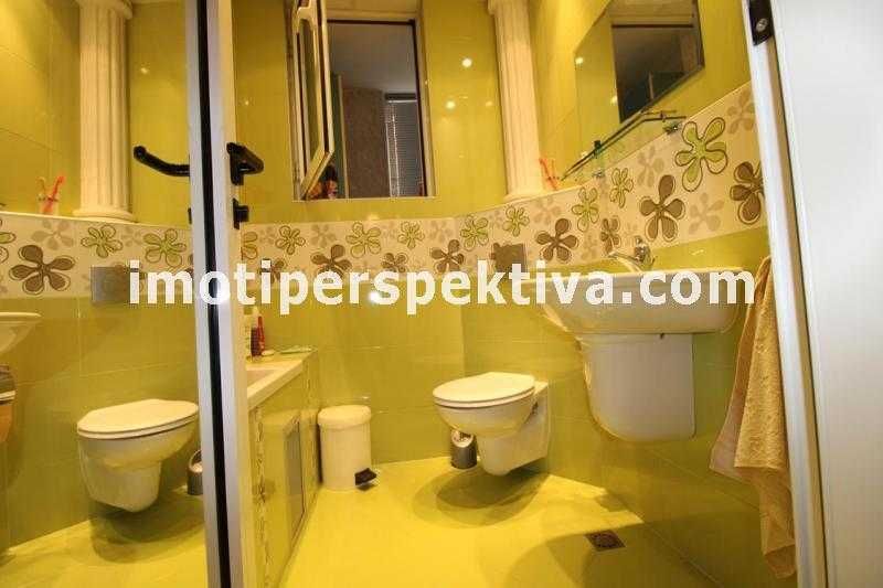 Продава се Тристаен апартамент в Пловдив, Център - 68 кв.м за 2011 €/кв.м - Снимка #7