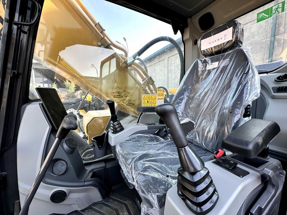 Гусеничный экскаватор XCMG XE370G 2,1 m