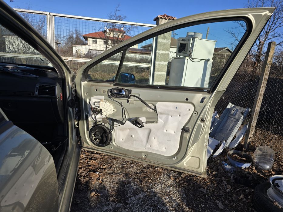 Peugeot 407 седан Пежо за части на части 2.0 HDI 136 RHR дизел