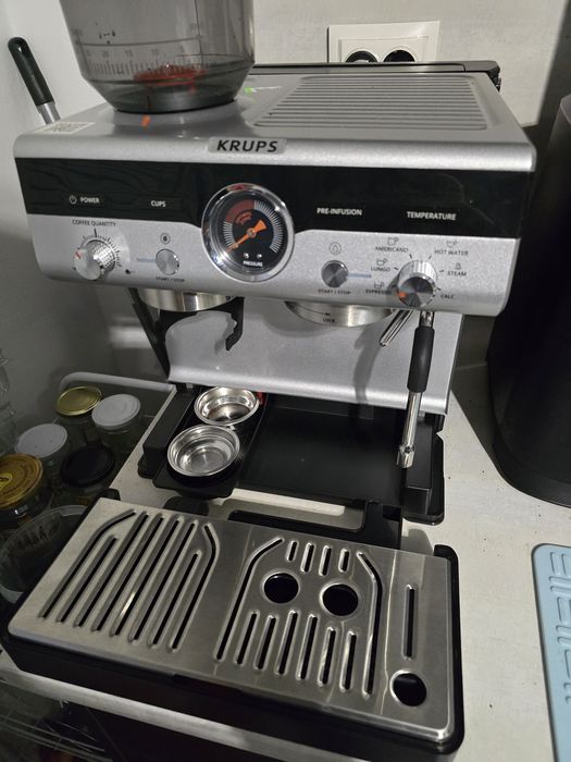 Еспресо машина Krups Precision XP801T10