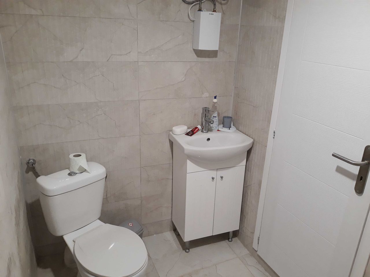Продава се Къща в с. Малево, Област Смолян - 120 кв.м за 723 €/кв.м - Снимка #11