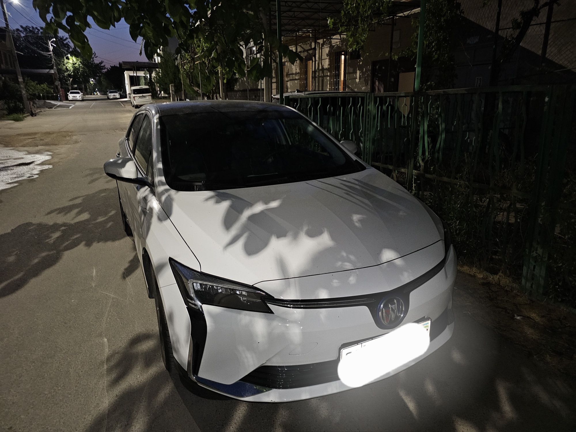 Buick Velite 6 2024 yil 430 km oq Buyuk