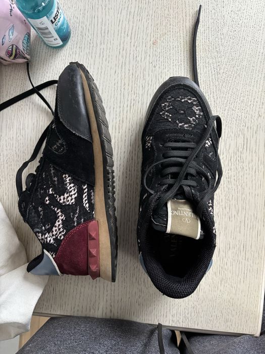 Обувки Valentino