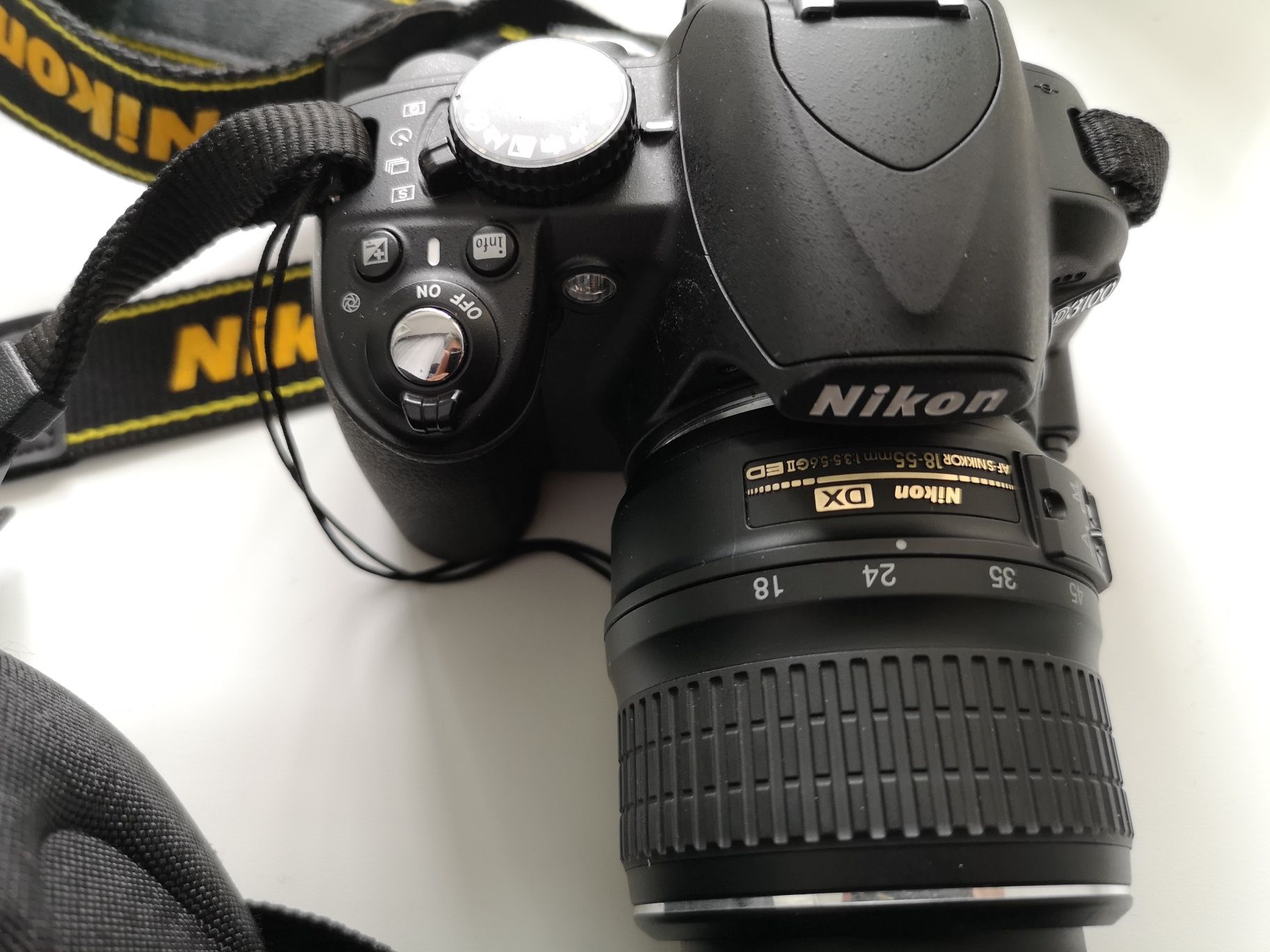 Продам фотоаппарат Nikon D3100